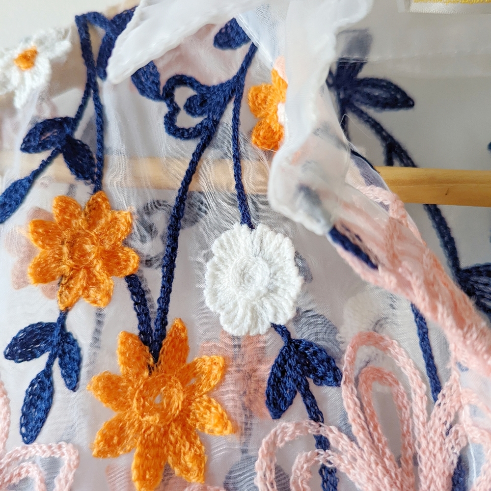Snidel embroidered sheer mesh sleeveless button down blouse - Picture 5 of 5